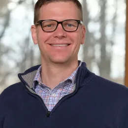 Photo of Andrew Miller